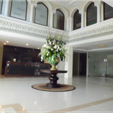 The Sulthan Darussalam Medan Luaran gambar